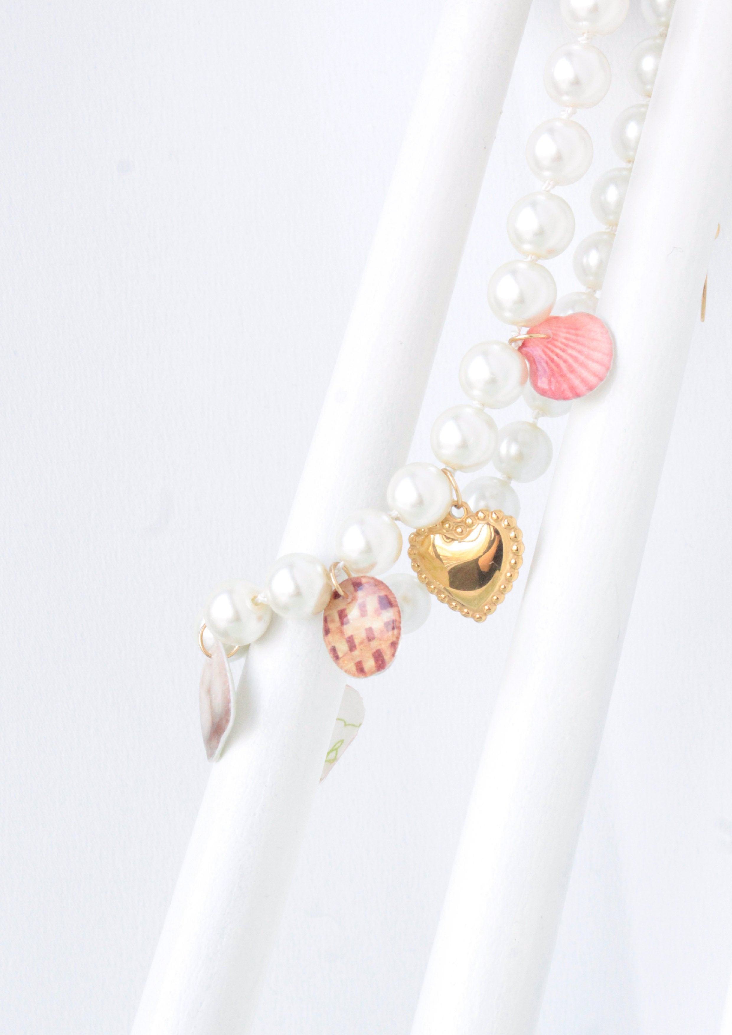 Naszyjnik z charmsami HEART