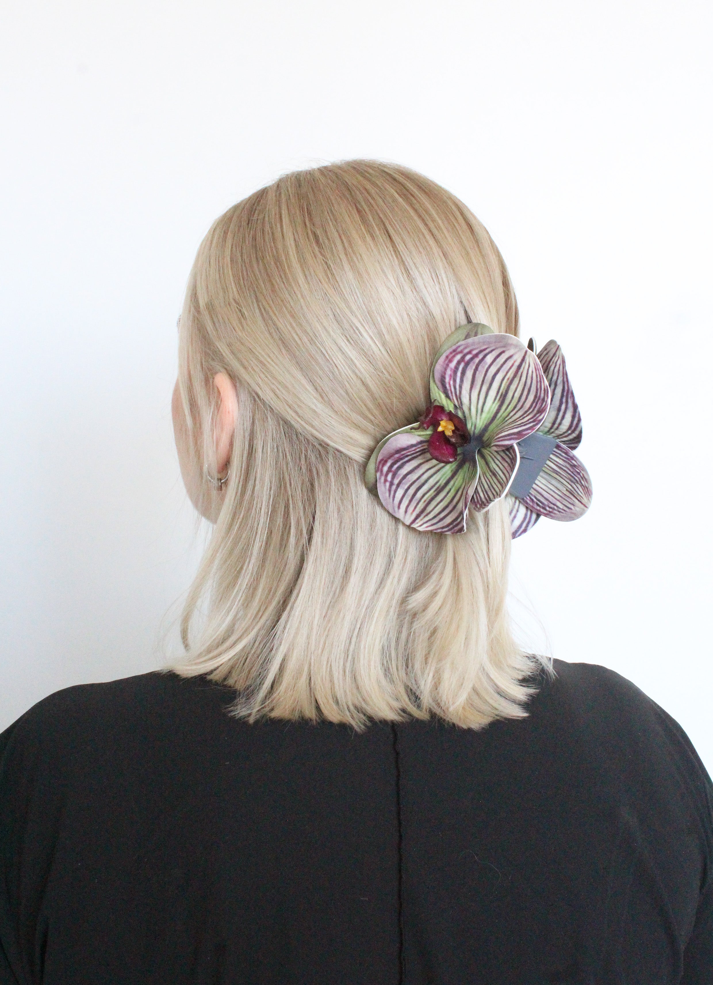 Spinka No.14 orchidea w prążki