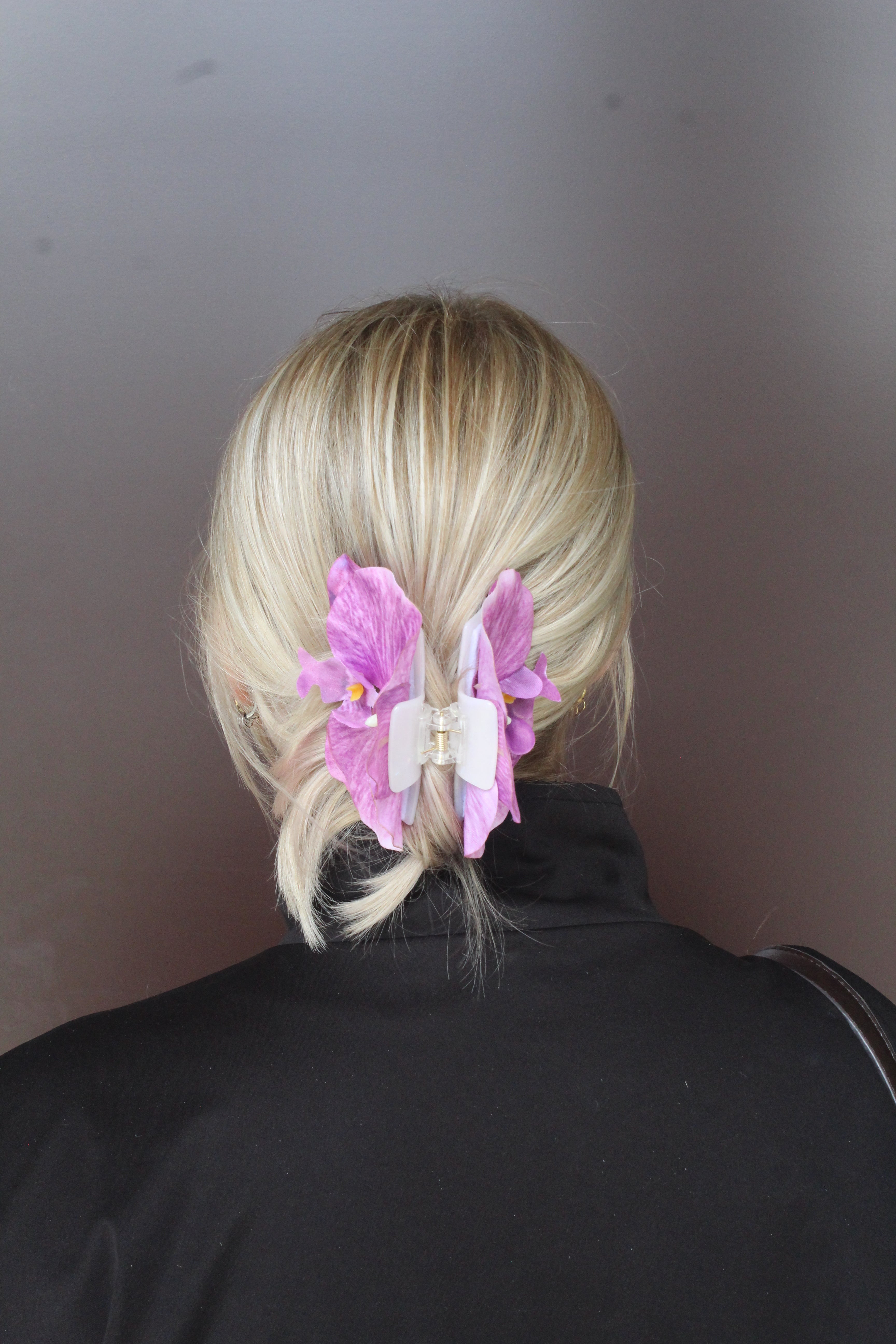 Spinka No.18 ciemnoróżowa orchidea