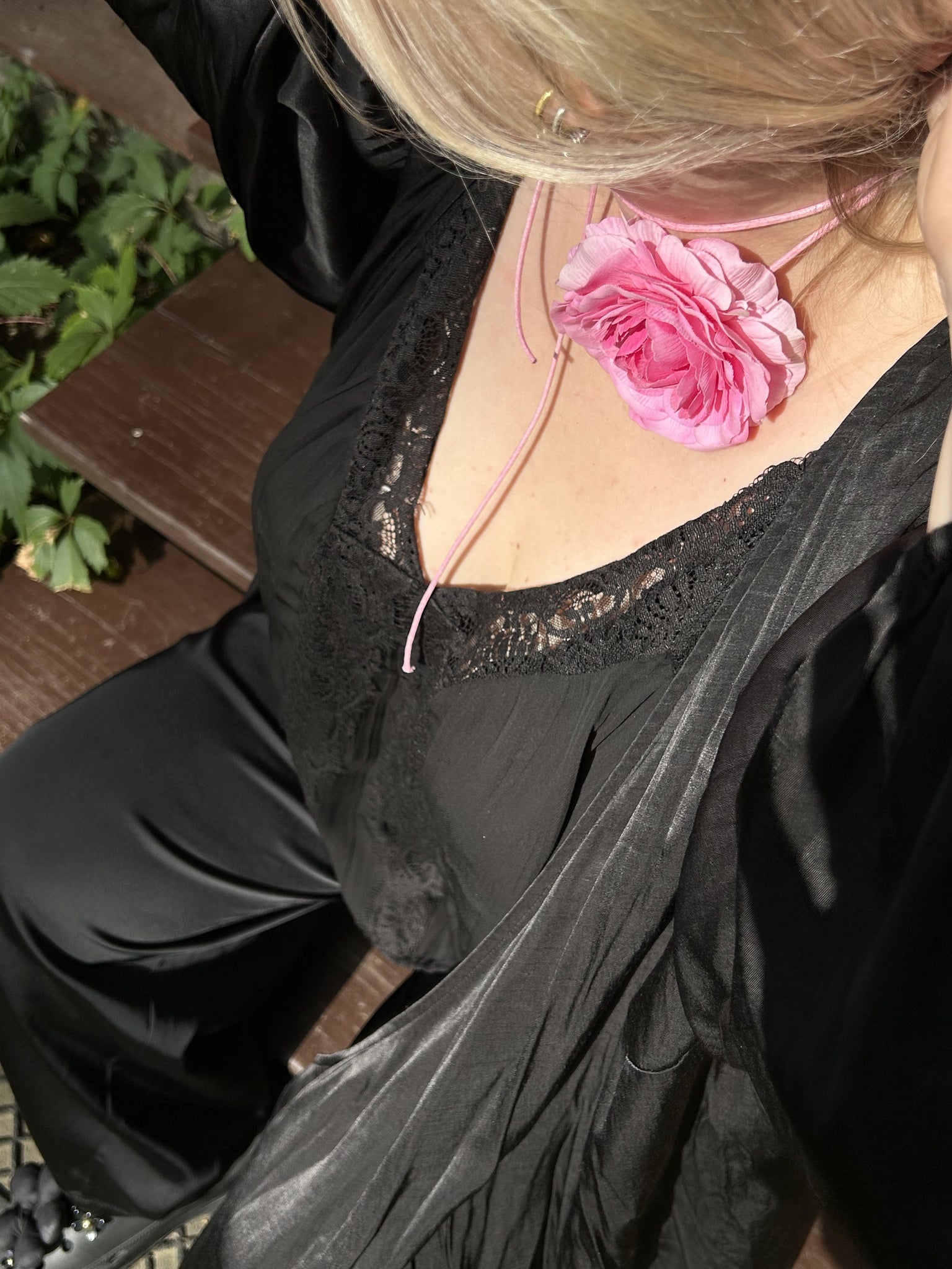 Choker róża cukierkowy Róż