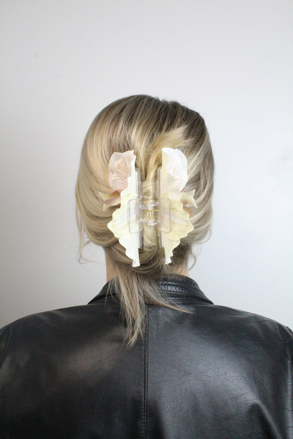 Orchid hair Clip No.5 Capuccino Orchid