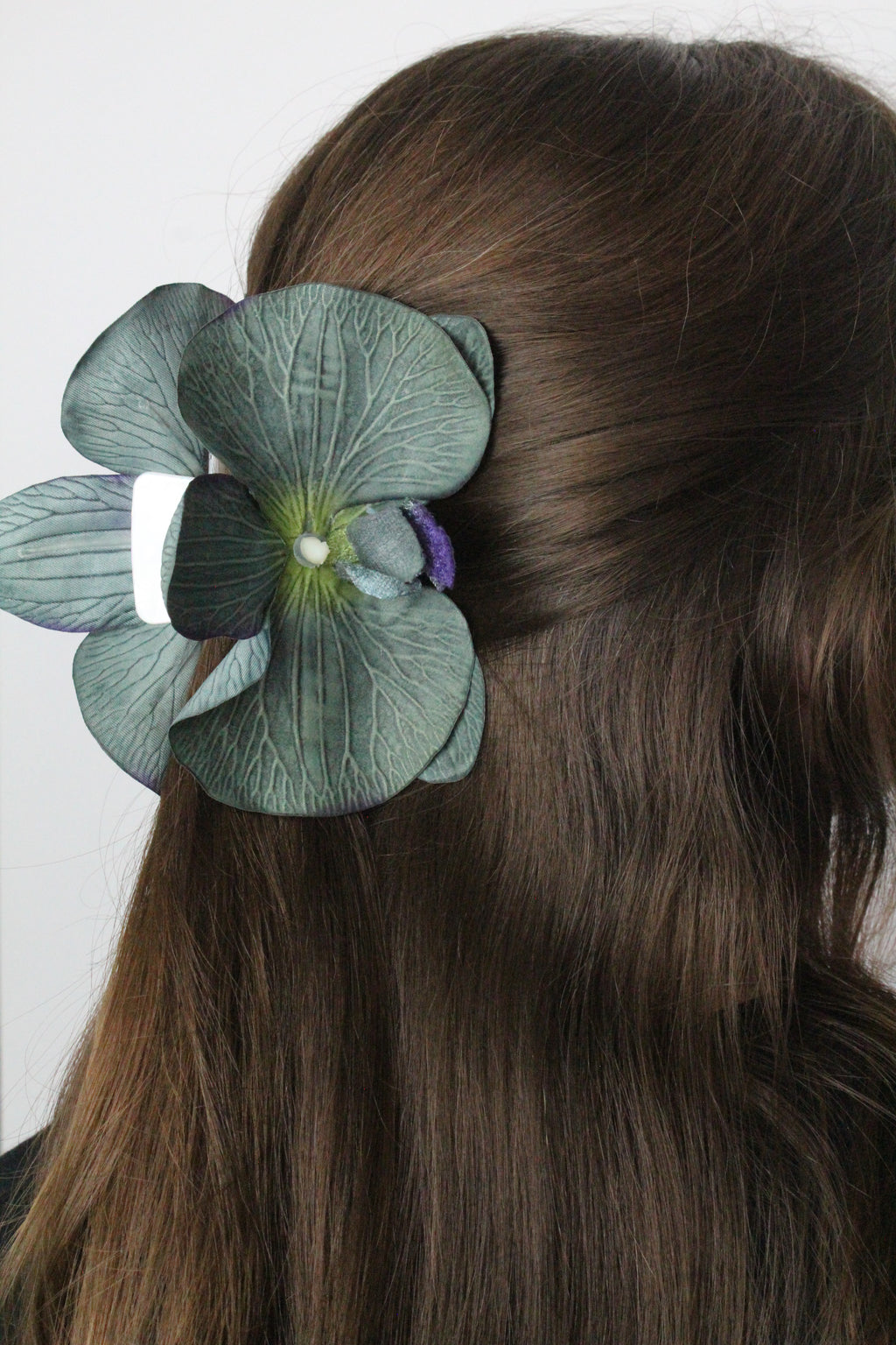 Spinka No.22 Ciemnozielona Orchidea