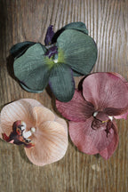 Spinka No.22 Ciemnozielona Orchidea